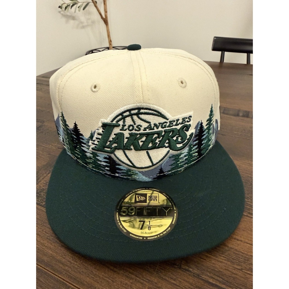 New Era Sz 7 1/8 59FIFTY NBA Los Angeles Lakers Fitted White/Green Outdoor NWT